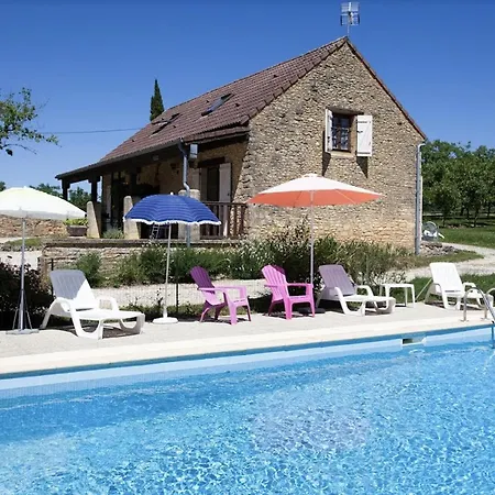 Charmante Maison En Pierre Avec Piscine Pour 6 Holiday home *